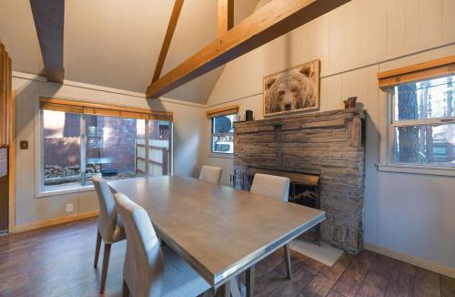 South Lake Tahoe House | The Heavenly Foothills For 4