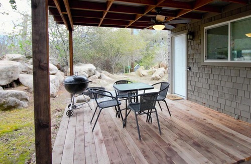 Three Rivers House | The Hut at Deer Hollow
