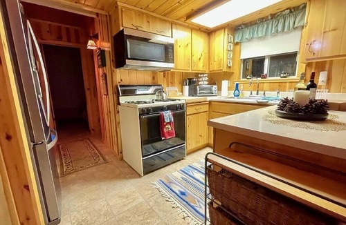 Cold Springs Cabin | The Knotty Pine! Minutes to DODGE RIDGE SKI RESORT!
