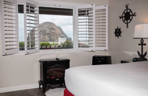 Morro Bay Hotel | The Landing at Morro Bay