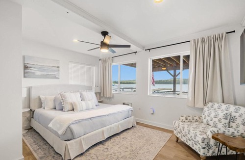 Diamond Lake House | The Little Hampton's