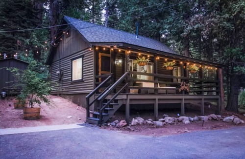 Long Barn Cabin | The Look-Out! A Boho Cabin With AC Fast Wi-fi