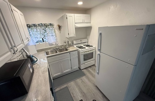 Alhambra Apartment | The ✨Magical ✨ Spot!