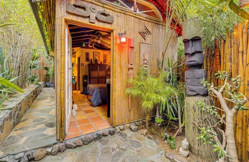 Silver Lake Apartment | The Makatea bungalow getaway