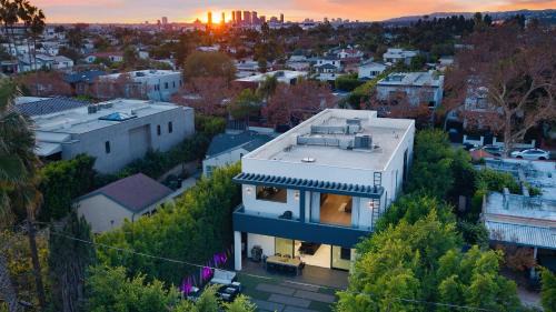 Fairfax District House | The Martel House by AvantStay