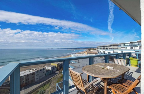 Rio del Mar Condo | The Mermaid's Perch!