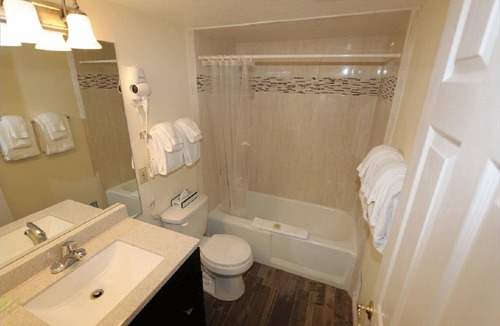 Incline Village Apartment | The North Lake Lodges & Villas is a quaint boutique resort. Studio and sleeps 2