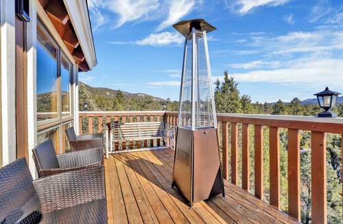 Whispering Forest Cabin | THE Octagon #2394