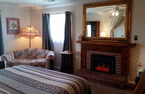 Lemon Cove Bed & Breakfast | The Parks Inn Bed and Breakfast