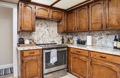 Porterville House | The Pecan Farm House