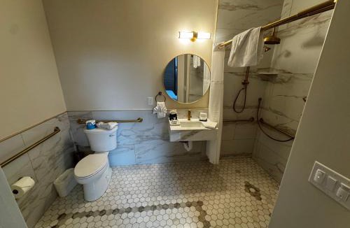 Morro Bay Hotel | The Q Inn