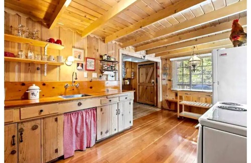 Twain Harte Cottage | The Red Door Cottage!