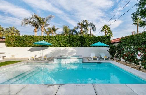 Tahquitz River Estates House | The Retreat on Mesquite - 5BR Perfect Group Getaway