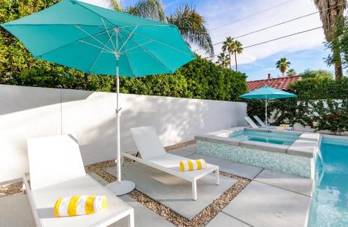 Tahquitz River Estates House | The Retreat on Mesquite - 5BR Perfect Group Getaway