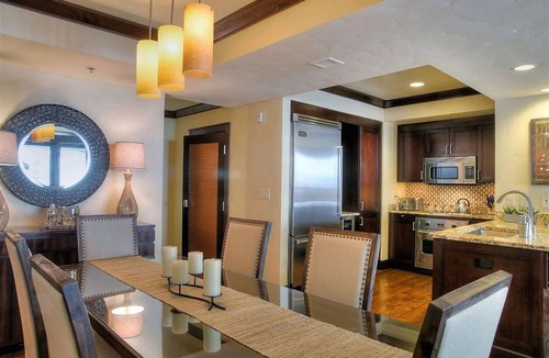 Tahoe Vista Resort | THE RITZ-CARLTON CLUB, LAKE TAHOE - 4 bedroom