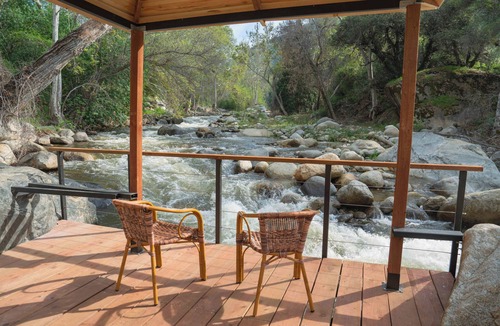Three Rivers House | The River's Edge - Private Home with River Access and Spa