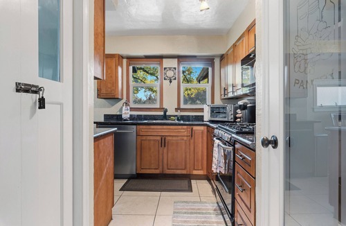 Fair Oaks Cabin | The Village Inn