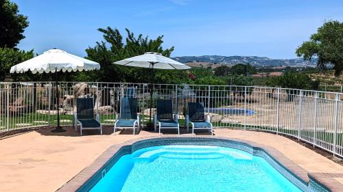 Paso Robles Villa | The Vineyard Farmhouse Villa