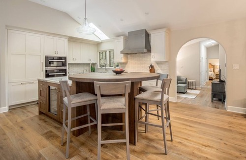Del Monte Forest House | The Wheelhouse - Pebble Beach House - Luxury near MPCC Golf and Beach