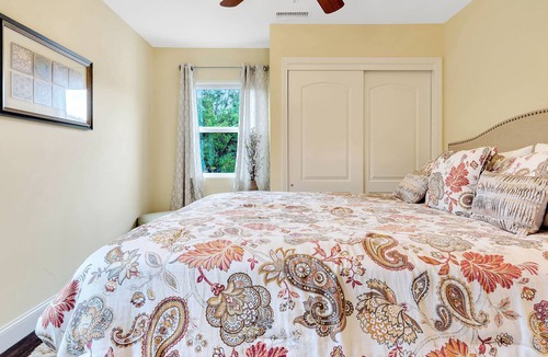 Paso Robles Cottage | THE WINE BARREL-The Westside Cottages 2 Bed/2 Bath