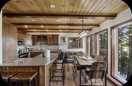 Mammoth Lakes Condo | Timber Ridge #47 - Ski in/Ski Out to Canyon Lodge