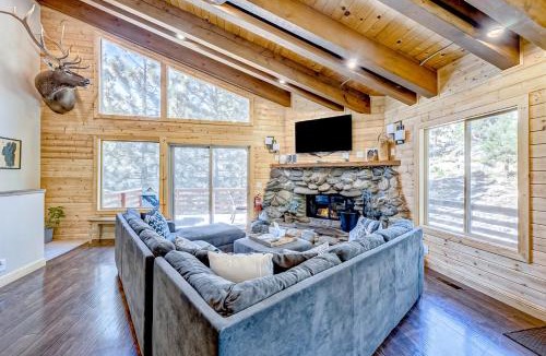 Tahoe Village House | Tina Court Retreat
