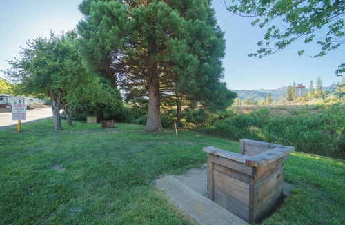 Weaverville Cottage | Tiny home in Weaverville, CA!