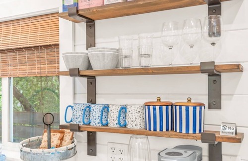 Agoura Hills House | Tiny House Magic Cozy Stay with Dollhouse Charm