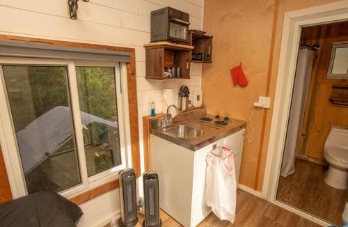 Groveland House | Tiny one house at Yosemite Gateway
