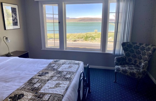 Lee Vining Cabin | Tioga Lodge At Mono Lake
