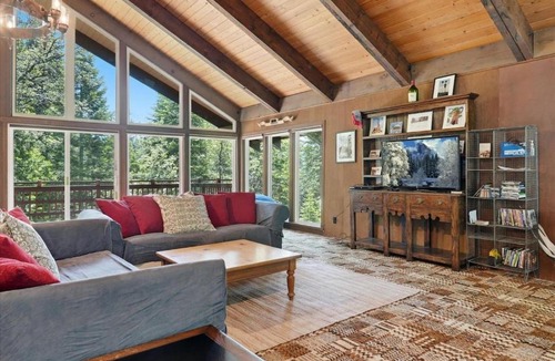Fish Camp House | Trail Ready Cabin 5 Minutes to Yosemite