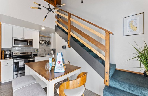 Tahoe Village House | Tramway Treat | Ski Heavenly | Mountain Views