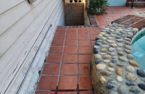 Tulare Apartment | Tranquil 1-bedroom basement suite in charming Tulare