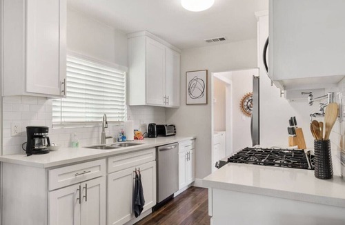 North Long Beach House | Travel Haven | Great Location | Quiet Area