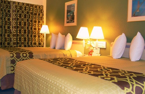 Los Banos Hotel | Travelodge by Wyndham Los Banos CA