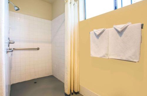 Turlock Hotel | Travelodge by Wyndham Turlock