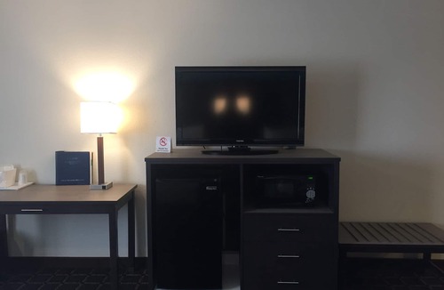 Altaville Hotel | Travelodge by Wyndham Angels Camp CA