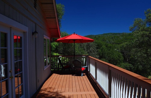 Grass Valley House | Treeview Villa - Good Dogs Welcome!