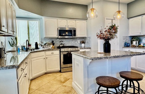 Northwest Area House | “Tremendous Comfort Meets Cool Luxury in Vibrant Las Vegas!”