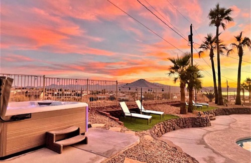 Lake Havasu City House | Trendy Desert Getaway Pool, Spa, Game Room