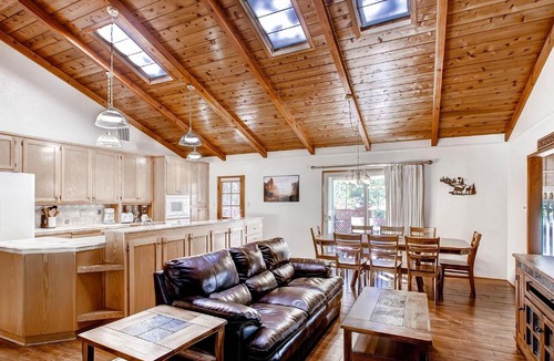 Yosemite Forks House | Trout Creek Lodge