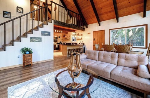 Camp Nelson Cabin | Trout River Cabin Secluded Family Forest Retreat