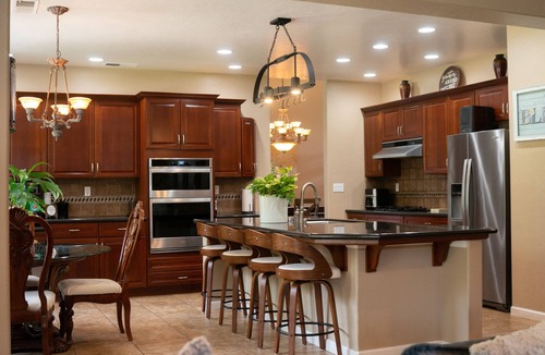 Visalia House | tSpacious Visalia Retreat in One of Visalia’s Best Neighborhoods
