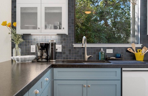 Eastside Santa Cruz Condo | Twin Lakes Coastal Retreat