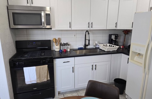 Boyle Heights Apartment | Two bedroom apartment near downtown