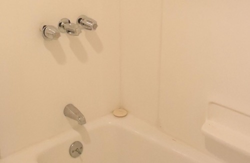 Northeast Carmel Cabin | Two Bedroom Suite With Kitchenette