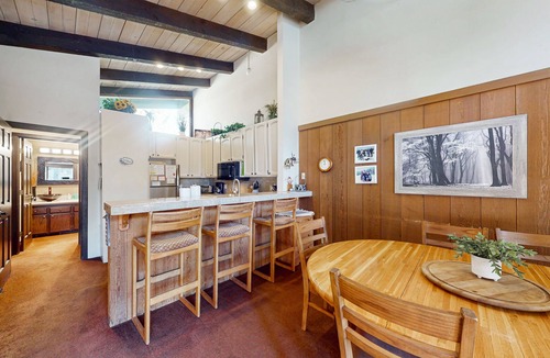 Mammoth Lakes Condo | Two-story condo w/mountain views, balcony, gas grill, & wood-burning fireplace