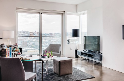 Downtown San Francisco Apartment | Ultra-Luxury One Bedroom in SoMa, the Heart of San