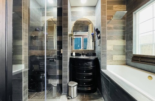 Oxnard Apartment | Unique place with style