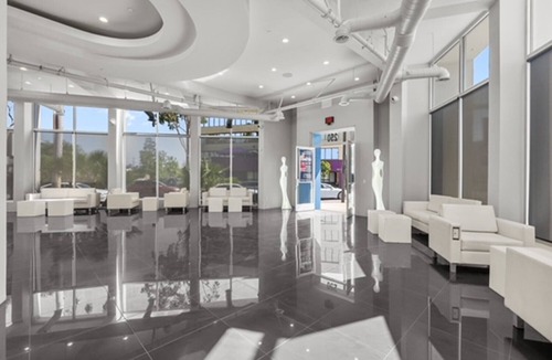 Glendale House | Unique Space for intimate events for up to 100 people.